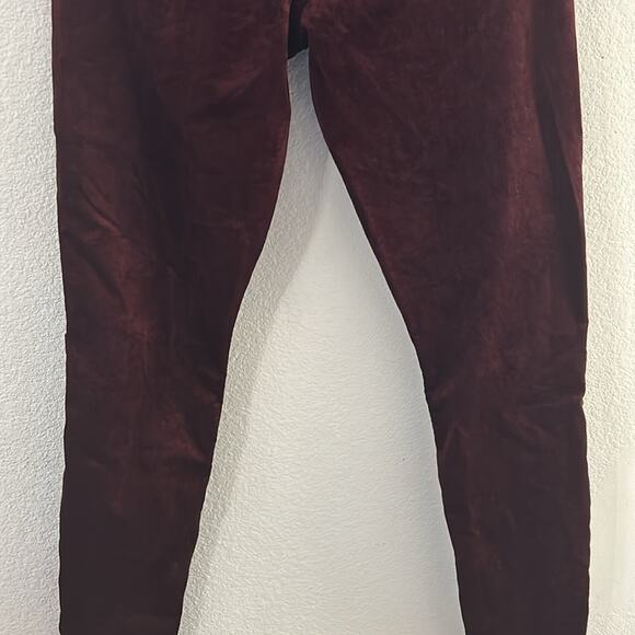 7 For All Mankind High-Waisted Skinny in Velvet Cabernet - Picture 10 of 14